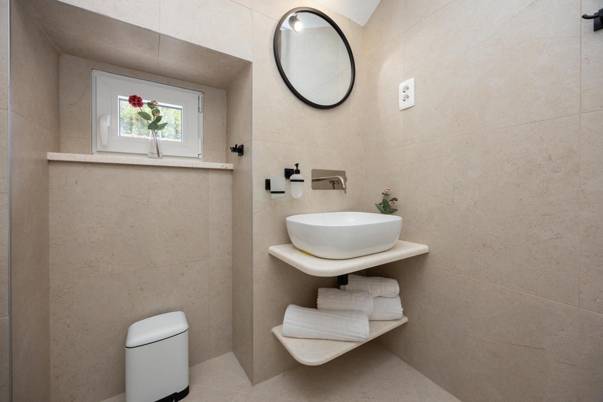 Kruna Apartments Est 2024 Split Kültér fotó