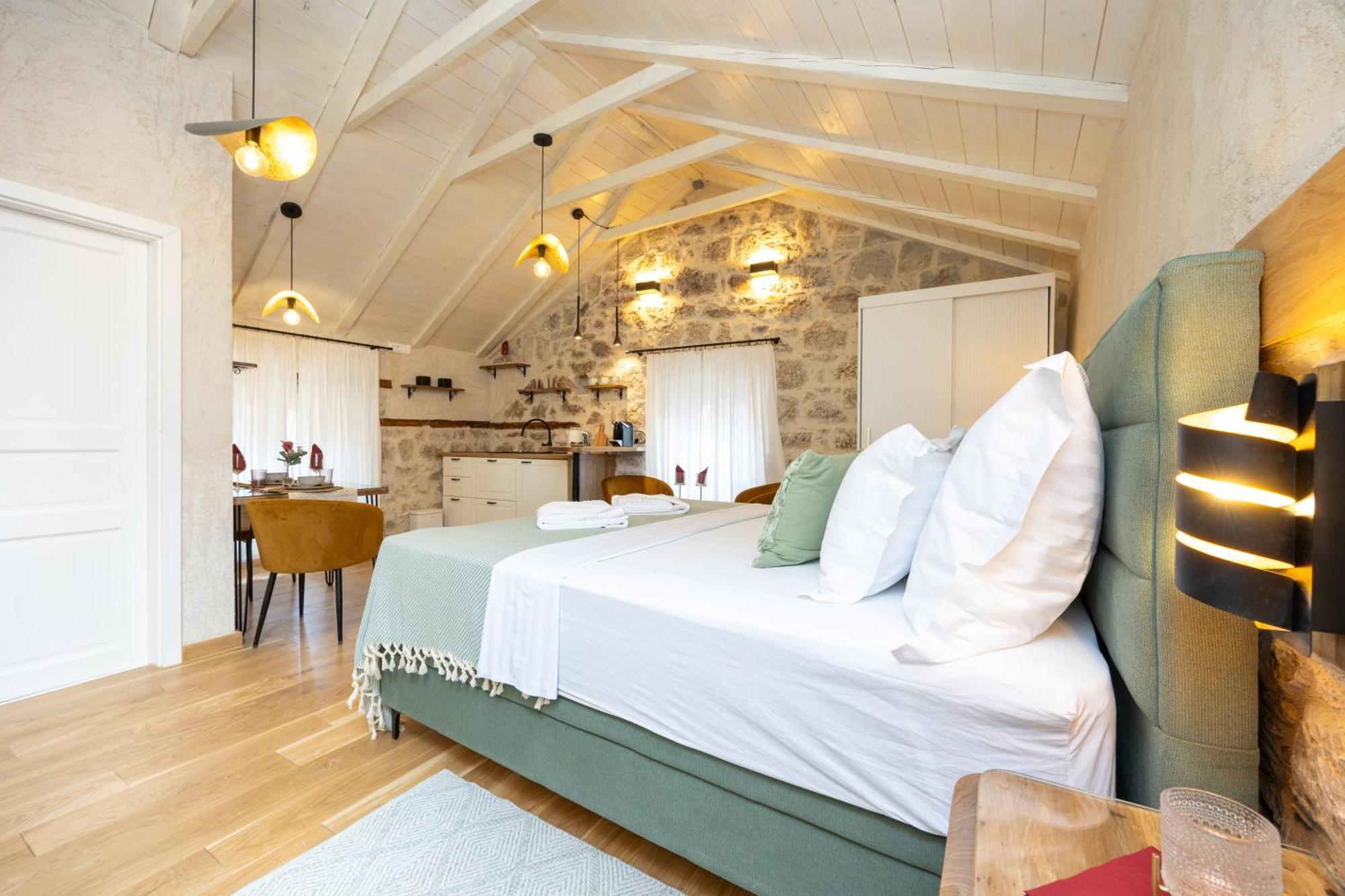 Kruna Apartments Est 2024 Split Kültér fotó