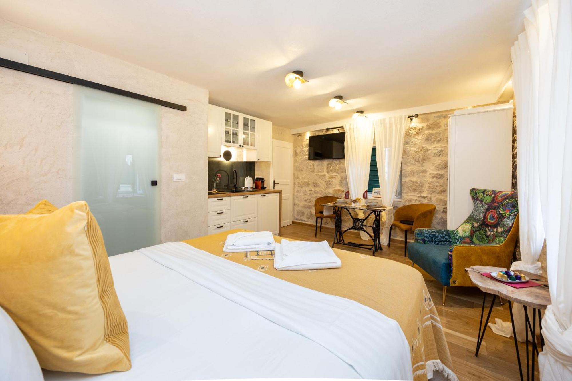 Kruna Apartments Est 2024 Split Kültér fotó